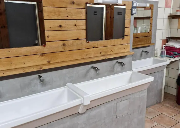 Domaine De La Graou Bed & Breakfast *