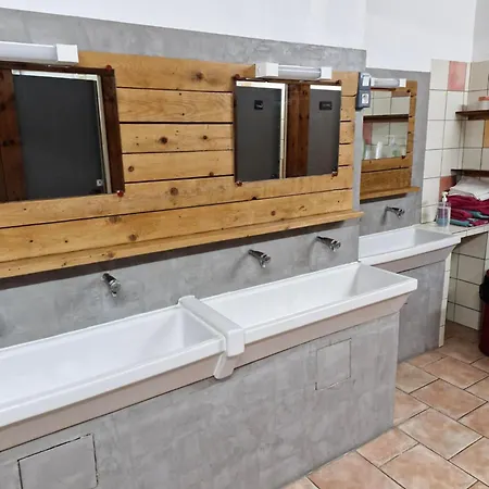 Domaine De La Graou Bed & Breakfast *